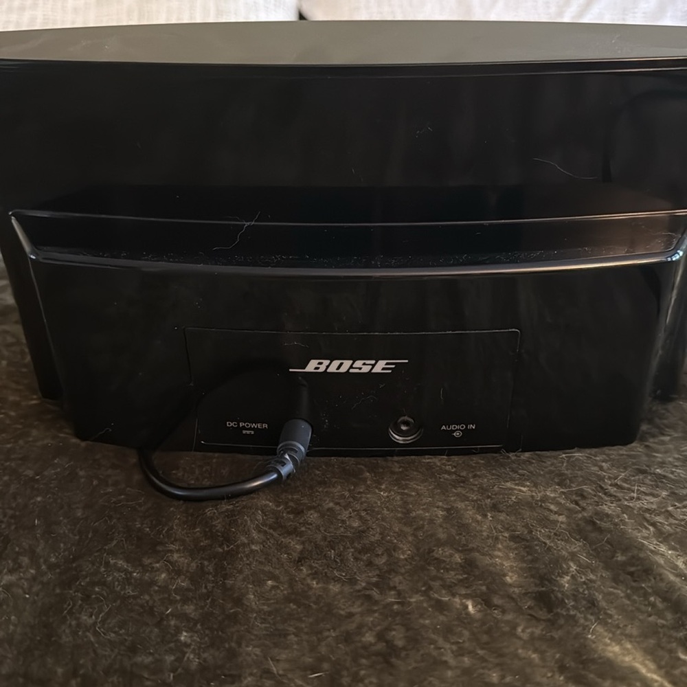 BOSE SoundDock Series II speaker - Picture 7 of 12